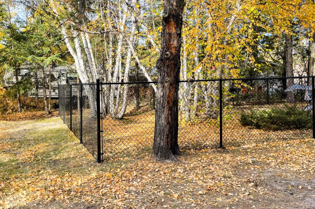 chain link fence - 6 ft residential-1920px